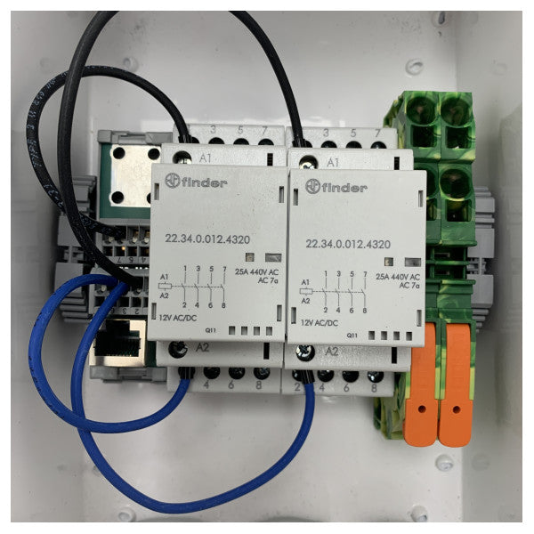 Водяний насос Dometic з контролером кондиціонера 440V