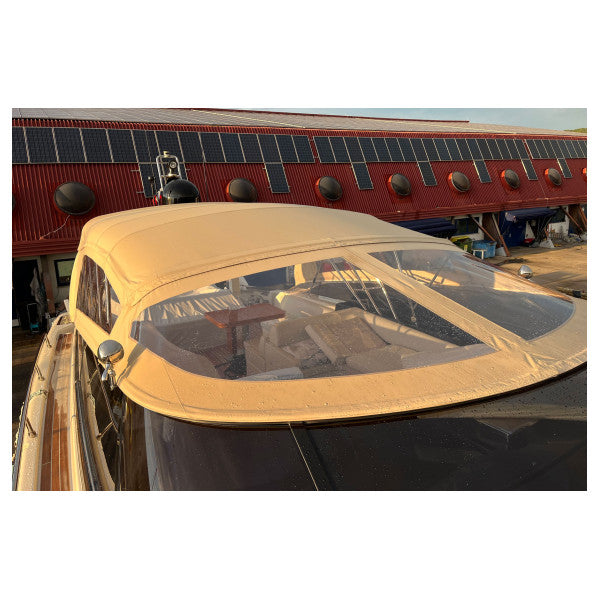 Riva Rivale 56 закриване на бимини с прозорци - Издръжлив бял морски навес за защита от слънцето и времето