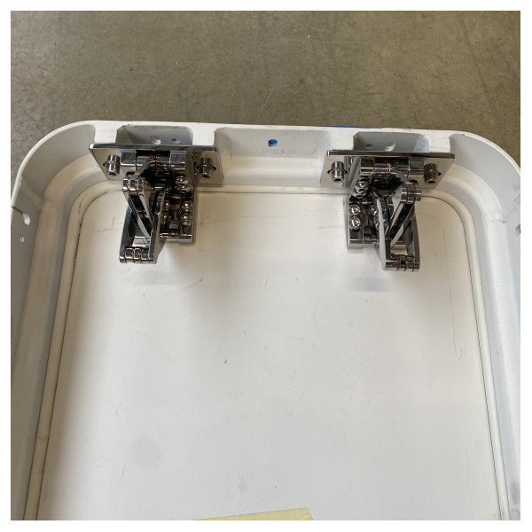 Custom Line Marine Vertikali Gunwale Flat Hatch Abjad - 425480