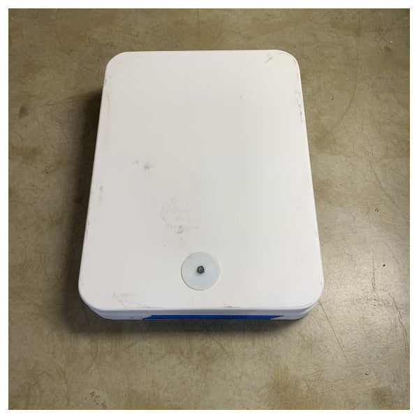Durable Vertical Gunwale Flat Hatch for Marine and Offshore Applications - 425476