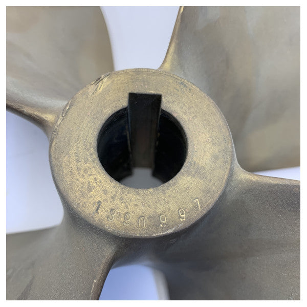 BRUGT Vetus P4E-18X22R Propeller 4-Blade Messing Højrehåndet 35 mm