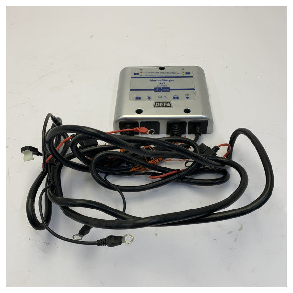 Chargeur de batterie Defa MarineCharger 2x 7A 12V d'occasion