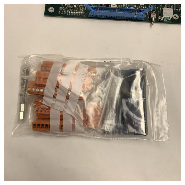 ケルビン・ヒューズ Xバンドレーダー NUCLEUS 2 6000A 電子回路基板