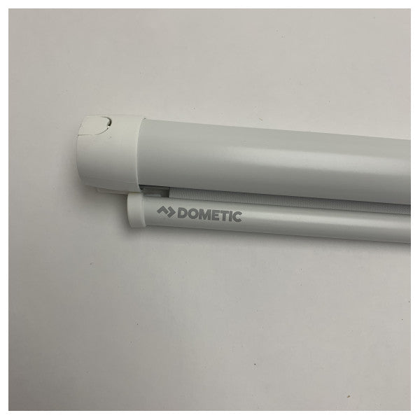 Dometic オーシャンエア マリン ポートホール - ウィンドウ シェード 740 x 440 mm
