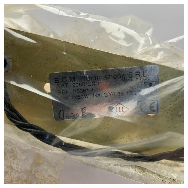 BCM 2060/DX-I/5 seinävalaisin tyylikäs muotoilu