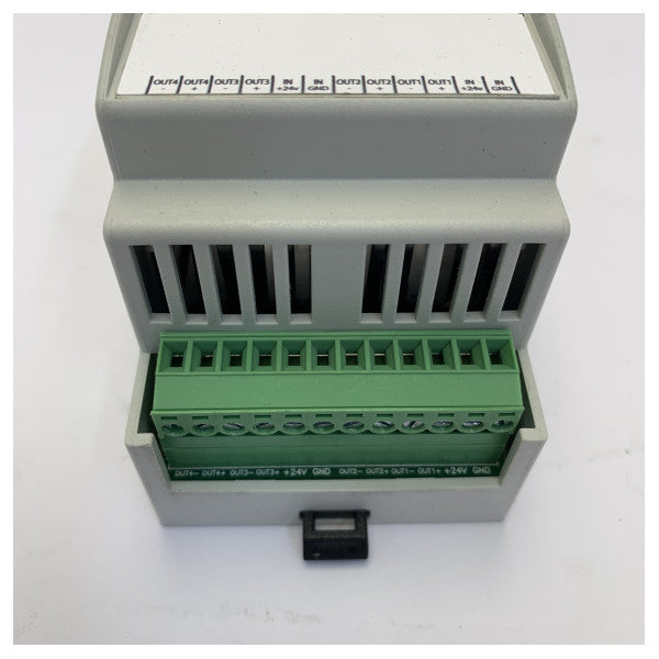 DLC-801 4-kanals LED-driver 24V 4 x 4A - DMX Digital Light Controller