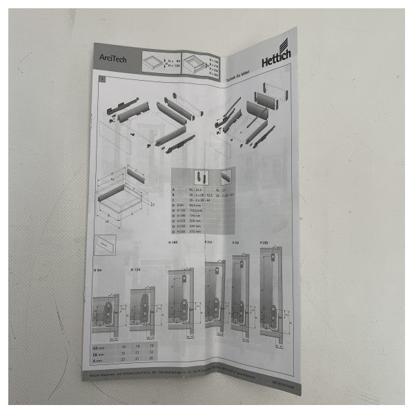 Conjunto de ligações Hettich Architect Marine - Acoplamento durável de metal antracite e plástico para instalações resistentes às intempéries