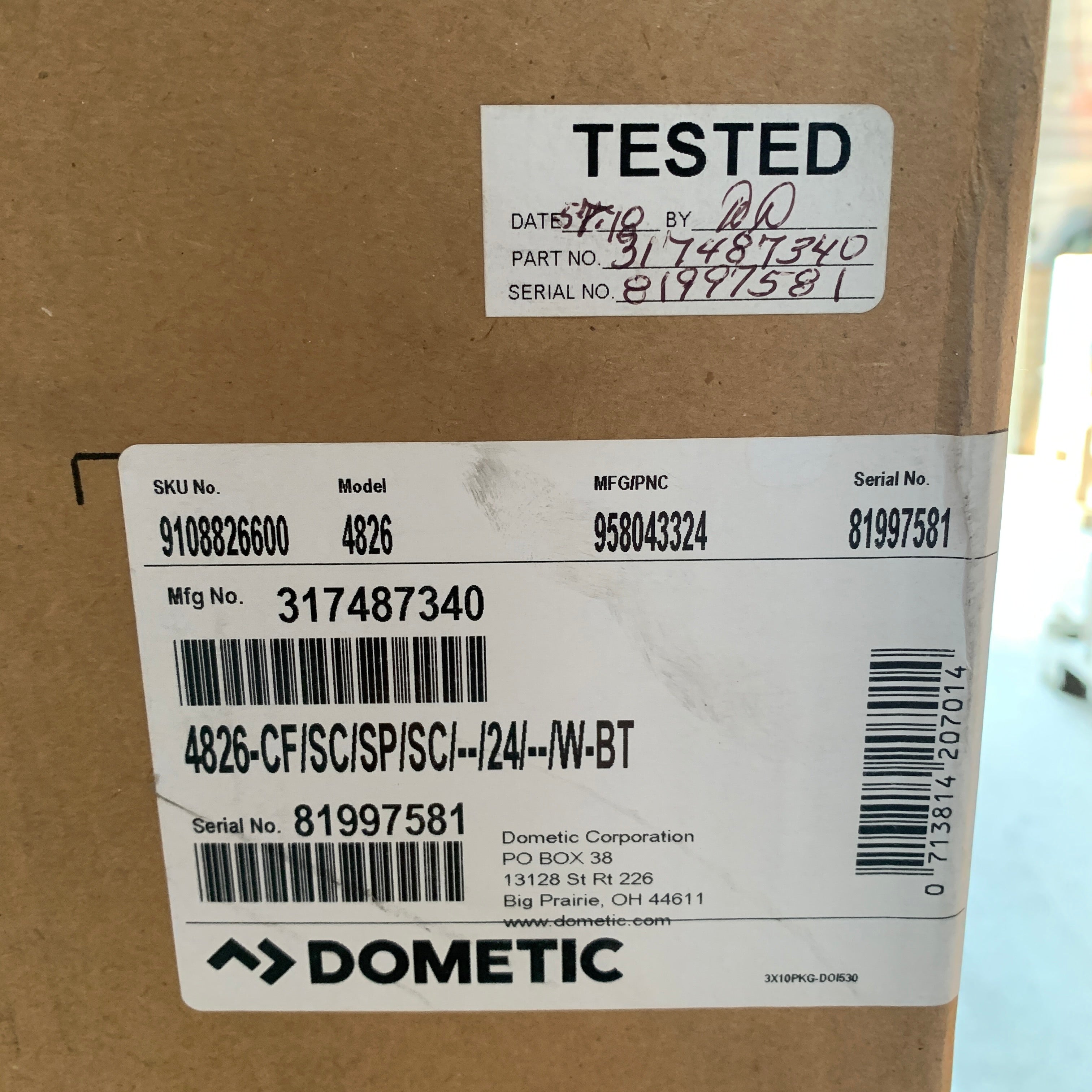 Dometic シリーズ 4826 ウォシュレット付き真空トイレ 24V - 317487340