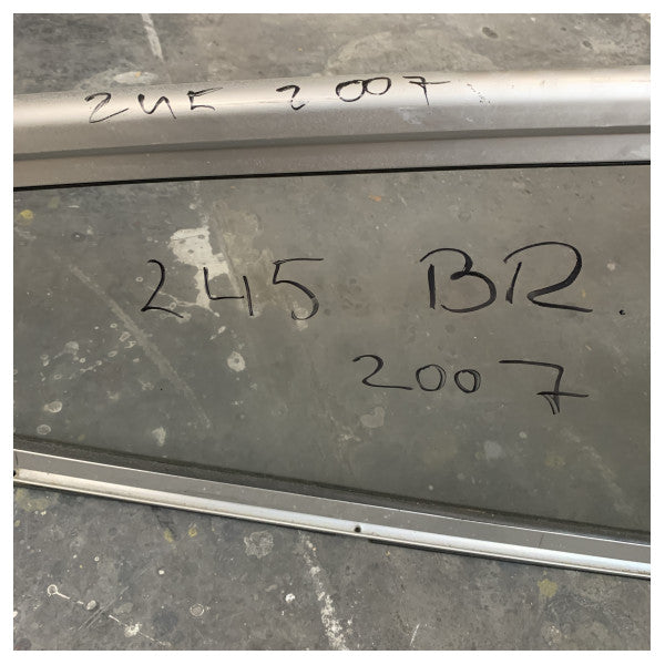 Original Bayliner 245 From 2007 Windshield Front Window Starboard