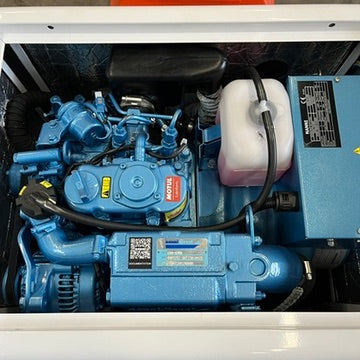 Nanni QMF6.0M 5 kW|1500 rpm 舶用ディーゼル発電機、サウンドシールド付き 230V