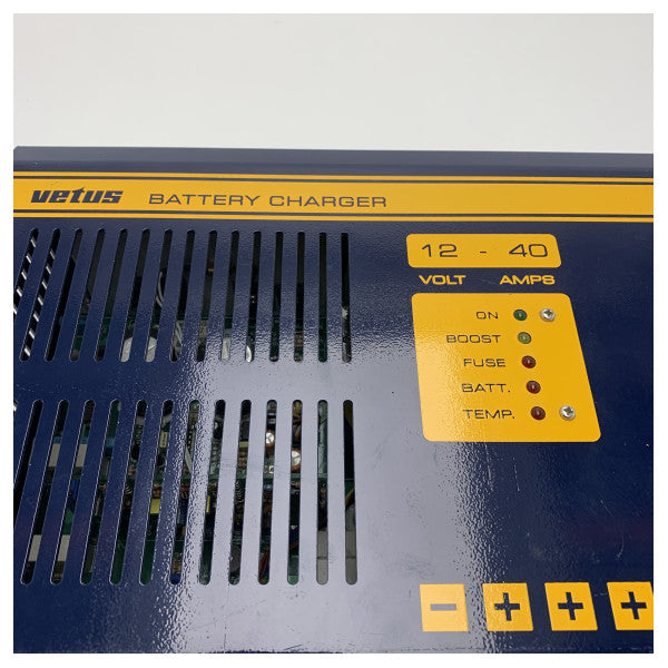 Vetus BC12403A battery charger 12V | 40A 3-batteries