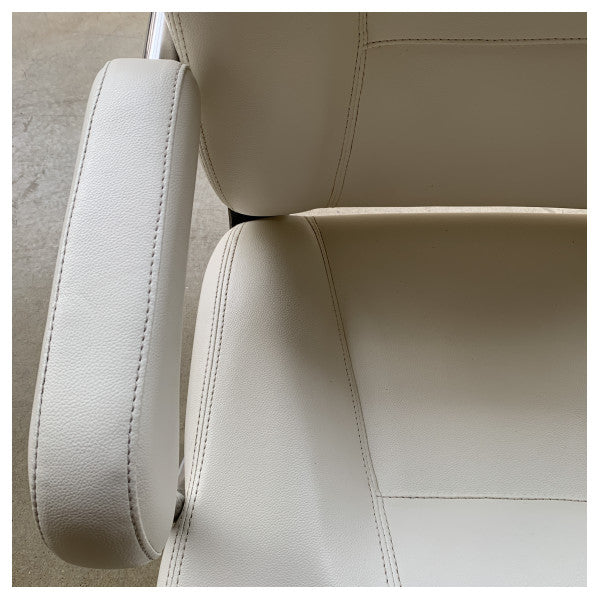 Stały fotel pilota morskiego Vetus Master biały - CHFASW