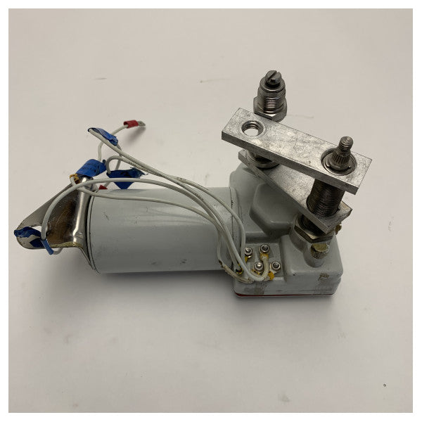 Vetus DIN2450 24V silnik wycieraczek 30W 2-biegowy