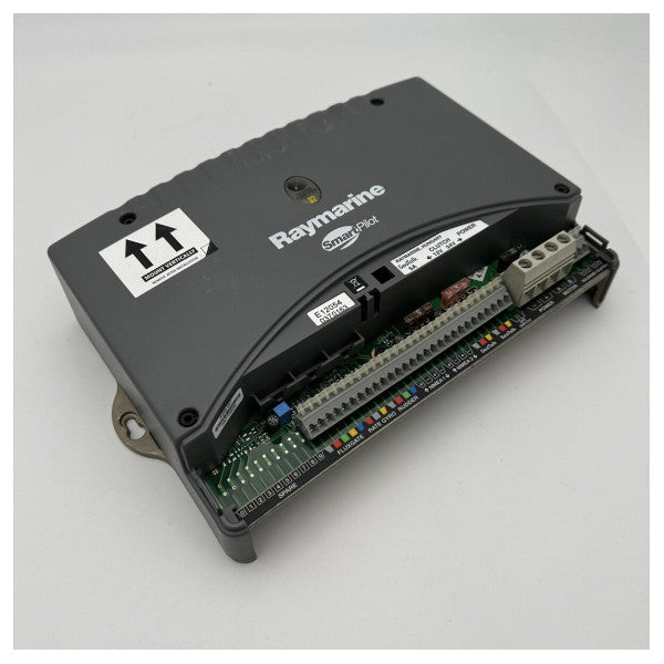 Употребяван компютър за автопилот Raymarine S2 course computer - E12054