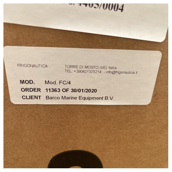 フリゴナウティカ FC4 ステンレススチール 2段カウンター下冷蔵庫 130L 12/24V