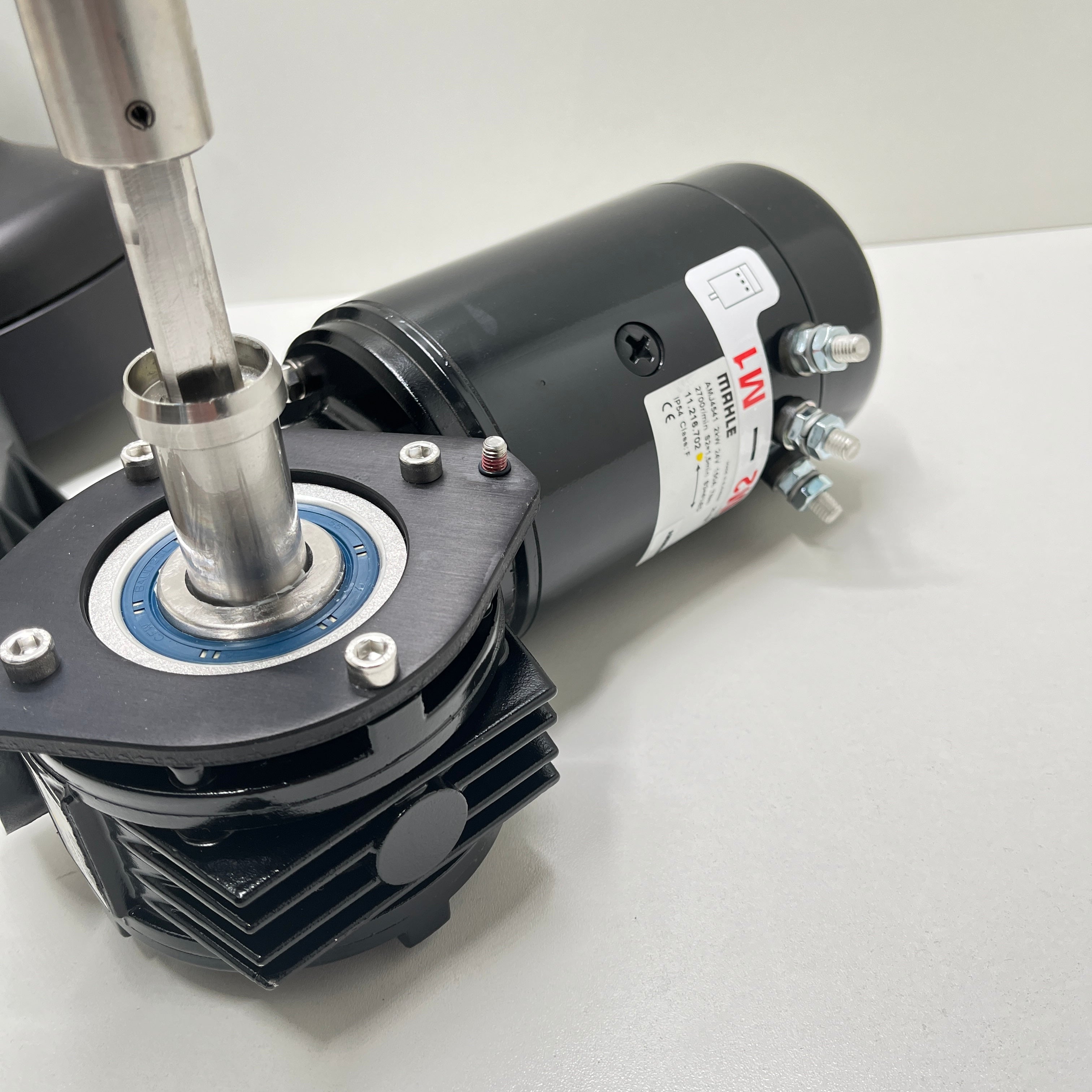 Harken 60.2 Self-Tailing Performa de 2 velocidades Hoja Winch 24V