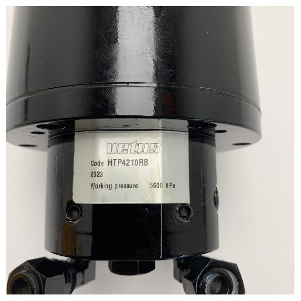Vetus HTP4210RB hydraulisk styringspumpe for 10 mm slange svart