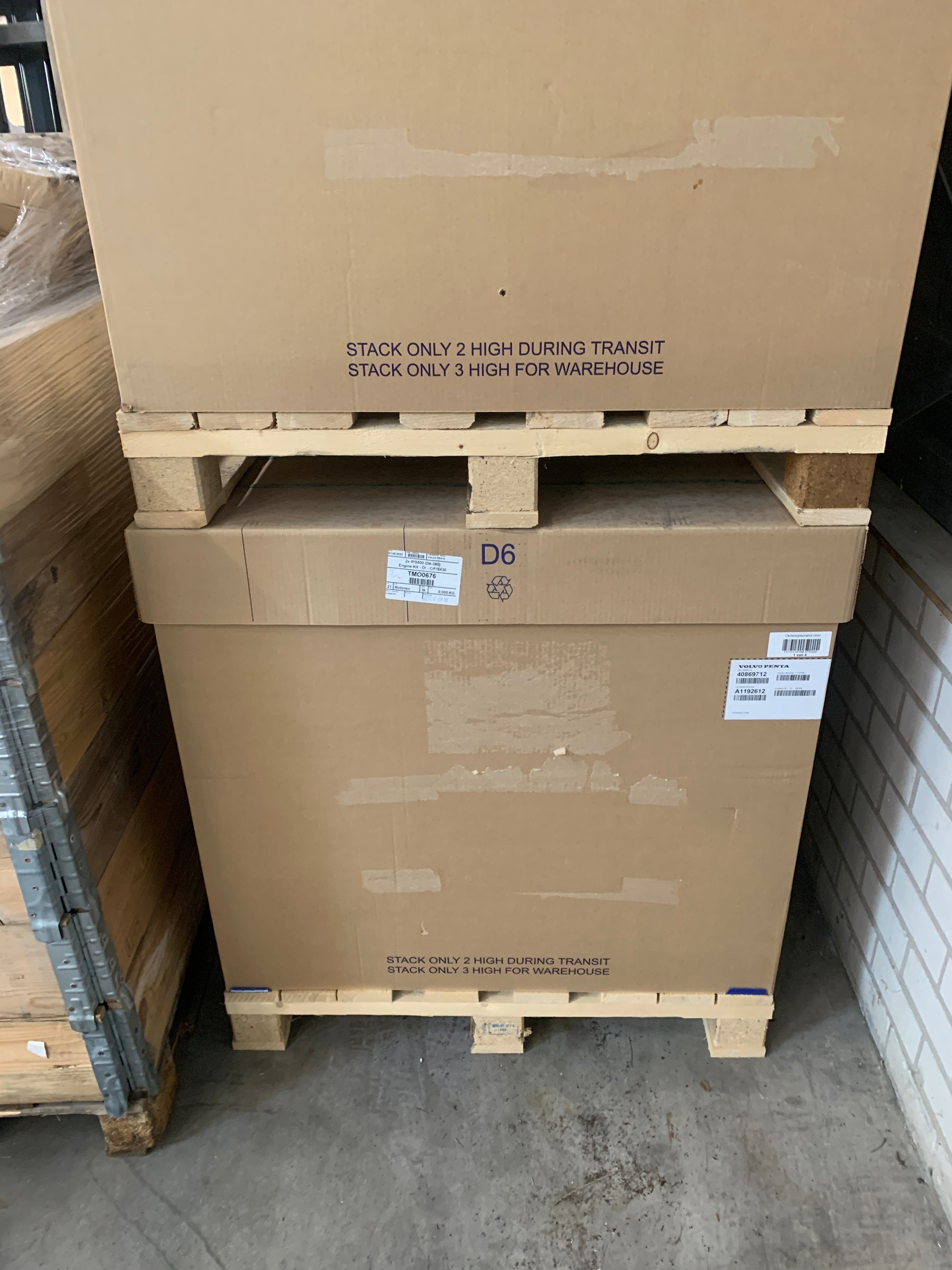 Novi Volvo Penta IPS500 set motora 2x D6-380 set motora