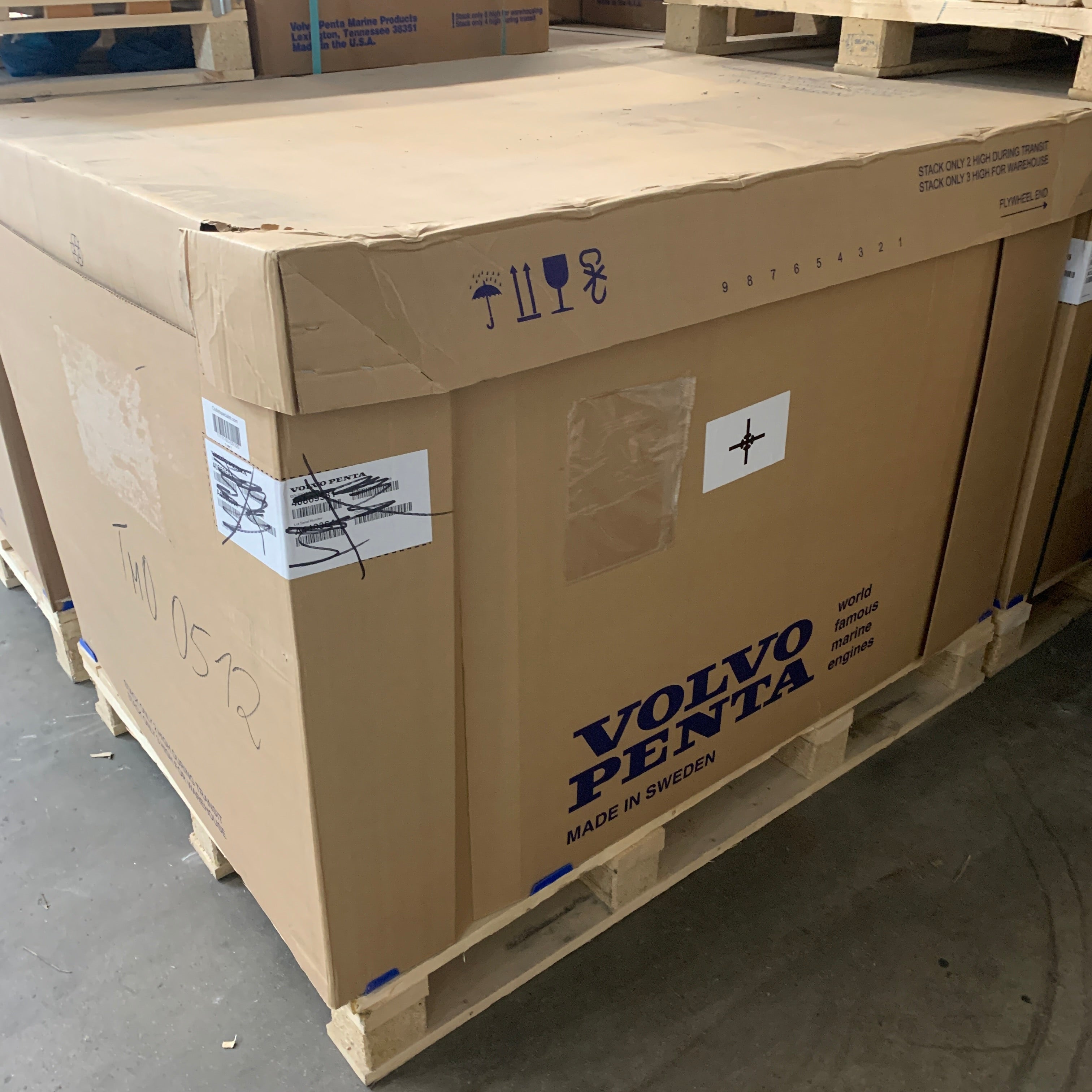 Volvo Penta D3-220 5-sylinder 220 hk Marine dieselmotor Bobtail