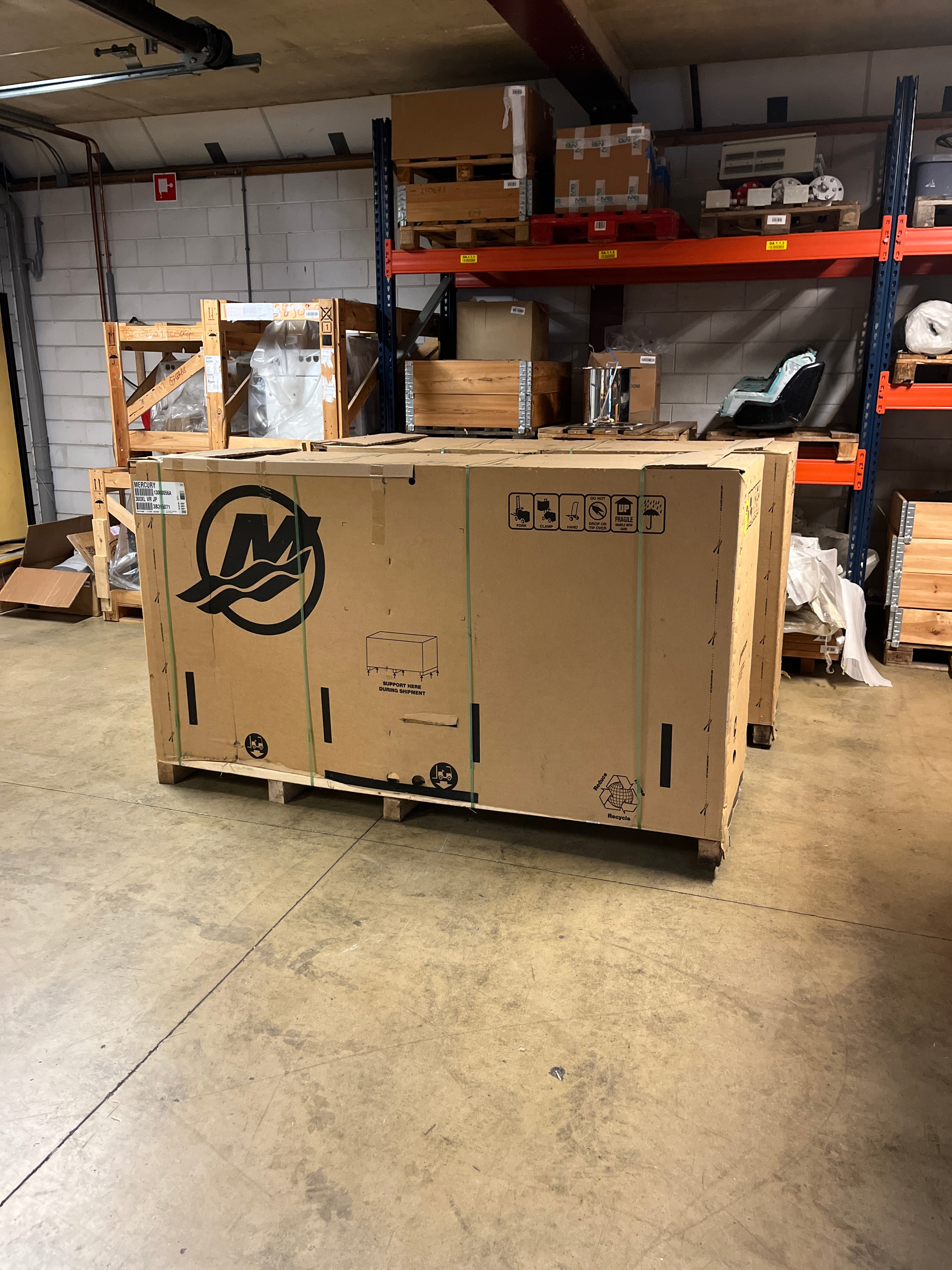 Mercury Verado 300 300 к.с. комплект з двома підвісними двигунами XL і CXL