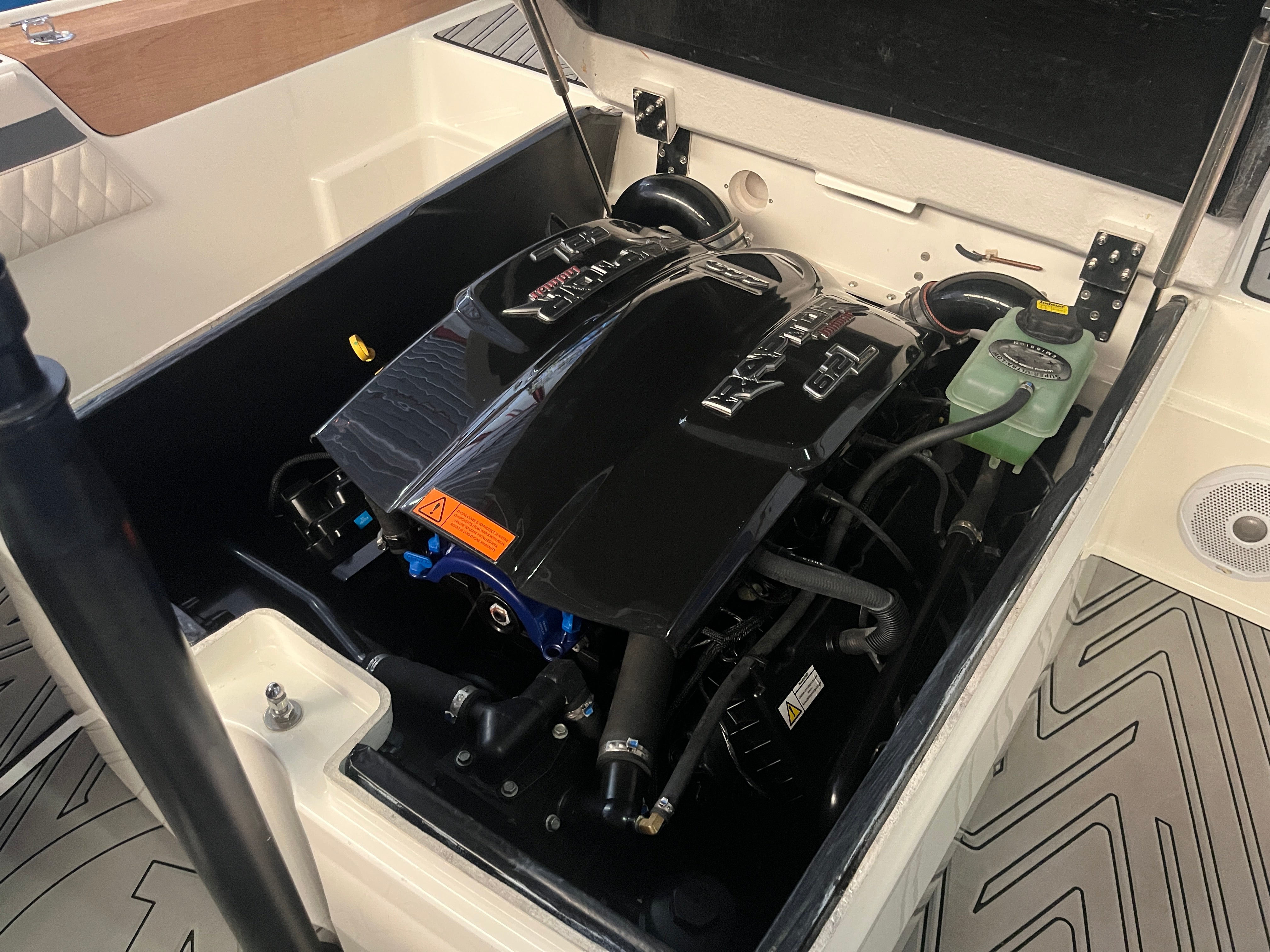 Метод Wake Ski 6.2 уейкборд - лодка за водни ски с 440HP RED