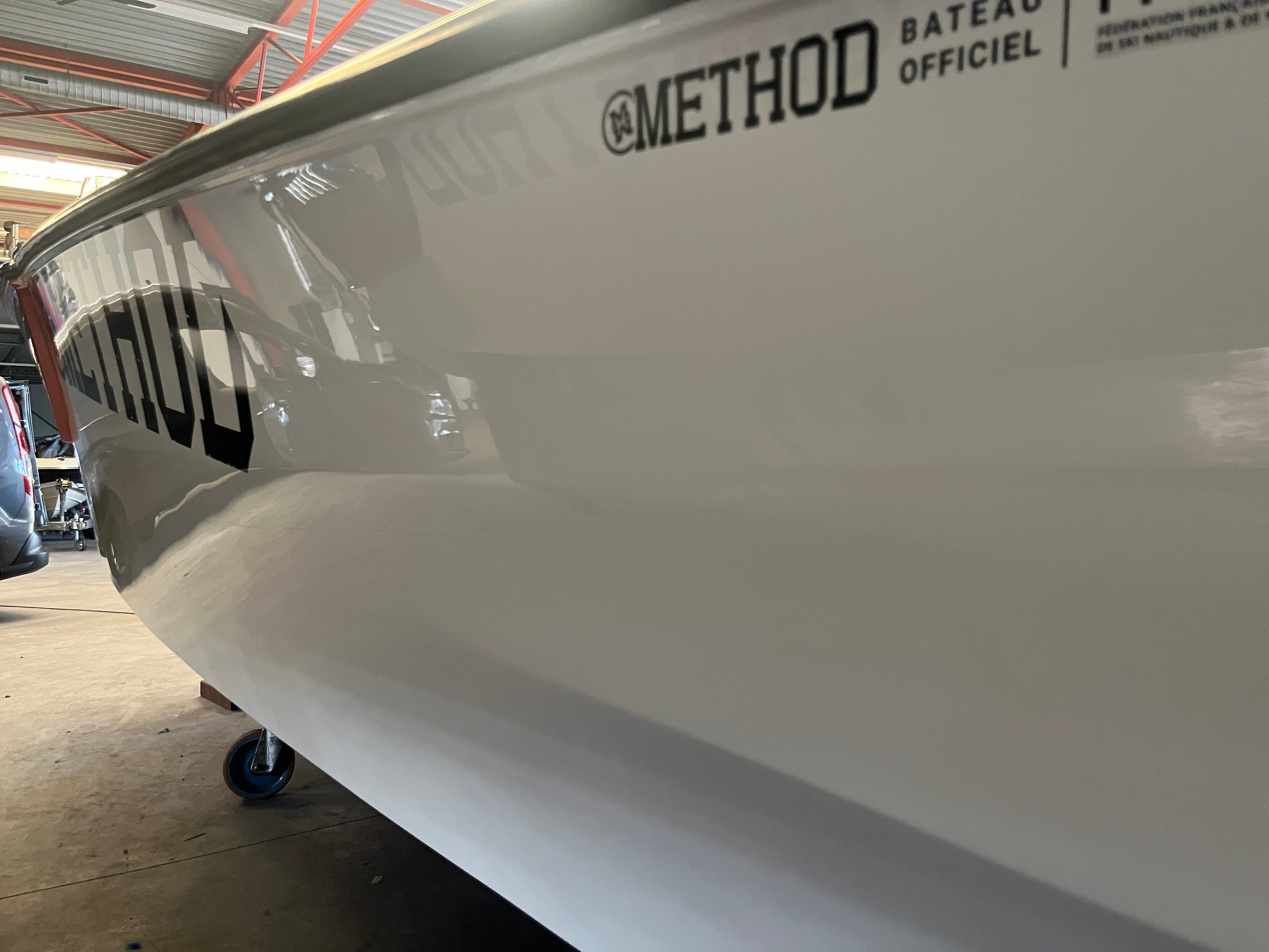 Метод Wake Ski 6.2 уейкборд - лодка за водни ски с 440HP RED