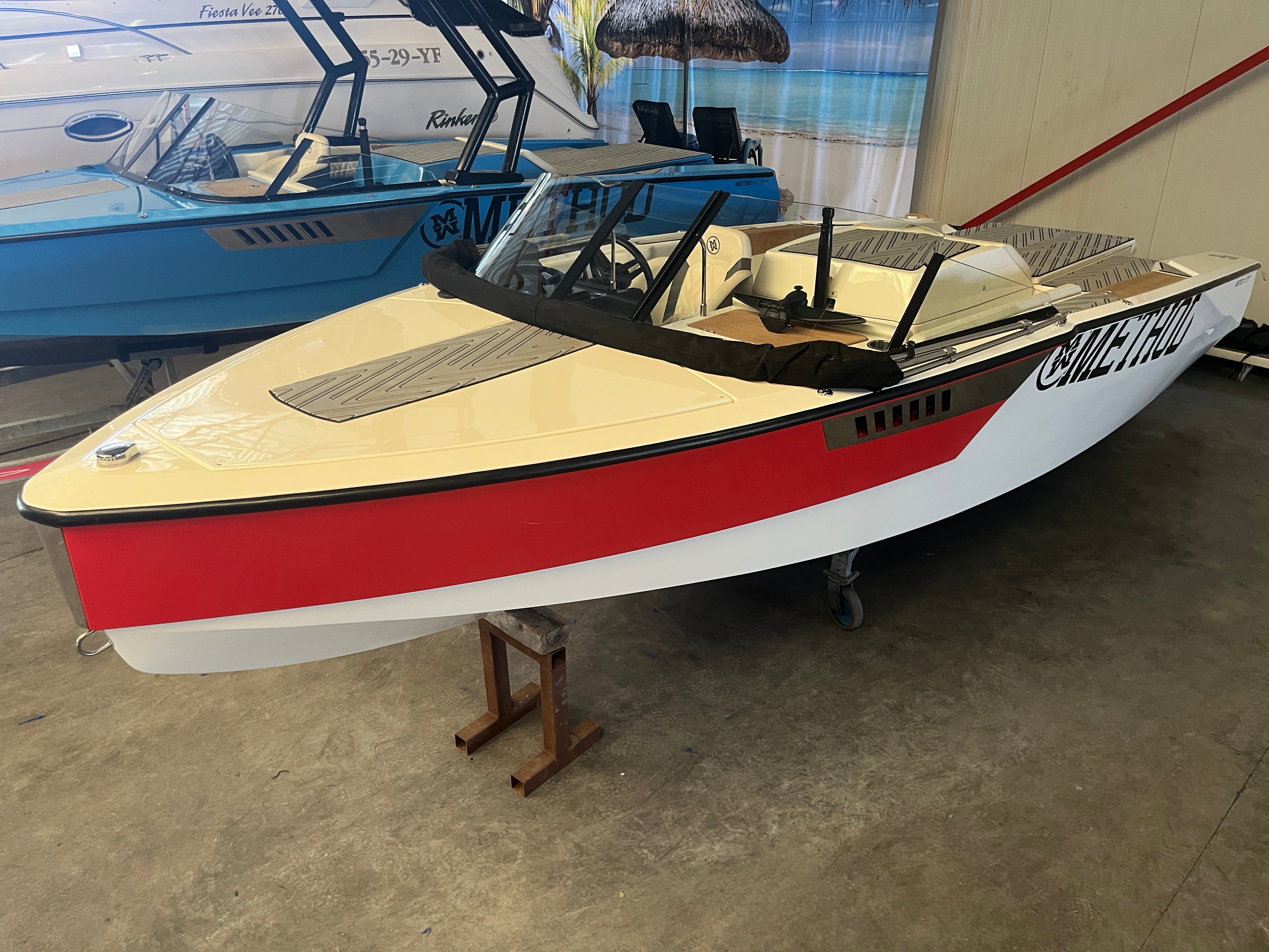 Method Wake Ski 6.2 wakeboard- barco de esqui aquático com 440HP RED