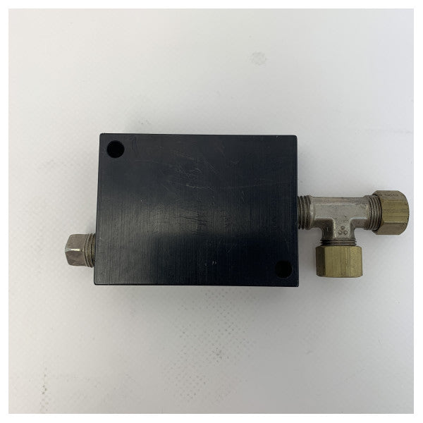 Nowy zawór regulacji układu kierowniczego Dometic SeaStar Teleflex - IP5631