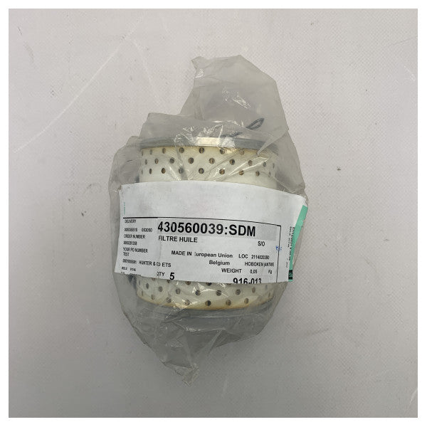 فلتر التشحيم Fleetguard LF574 أبيض اللون