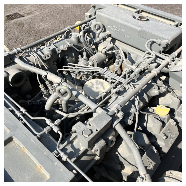 Ubrukt Deutz BF6M1015MC V6 Marine dieselmotor med ZF311 girkasse