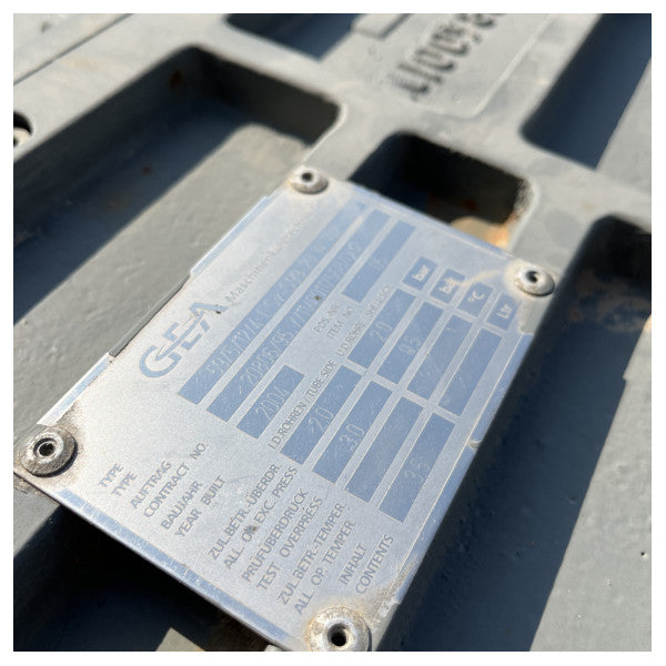 Ubrukt Deutz BF6M1015MC V6 Marine dieselmotor med ZF311 girkasse