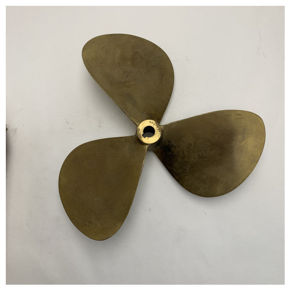 Vetus P3B17X12R 3-blade 17 x 12 pulzier RH 30 mm