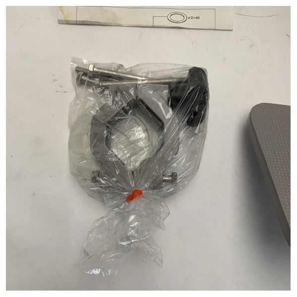 Reposapiés de aluminio Vetus RESTFSA para juego de piloto marino