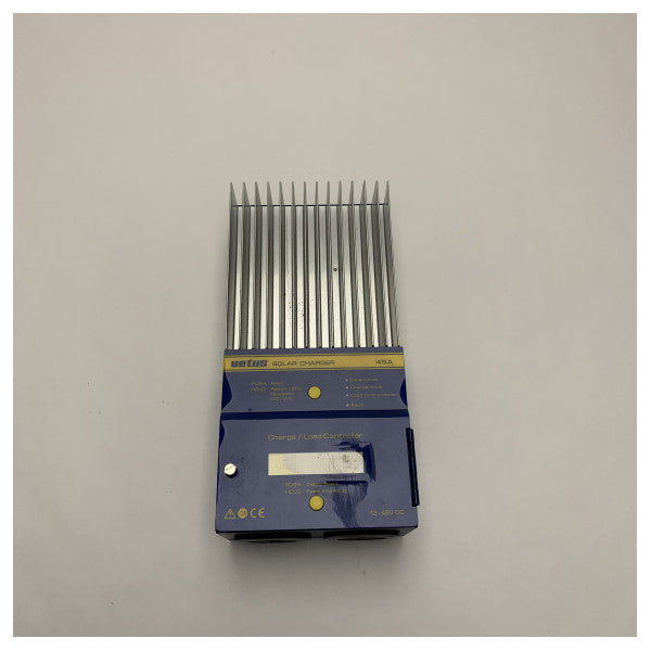 Слънчево зарядно устройство Vetus SL45 45A | блок за управление на товара 12 - 48V