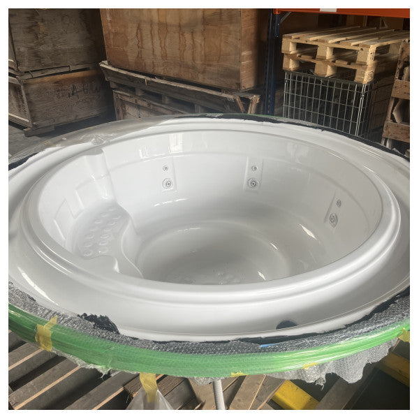 Victoria Spa Sumatra D248 mm jacuzzi rond à encastrer pour 6 personnes