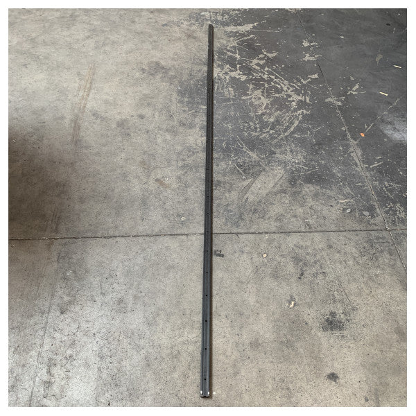 セルデン トラック 30 30 mm ノーマル アルミニウム ブラック トラック 2500 mm - 443-001-05