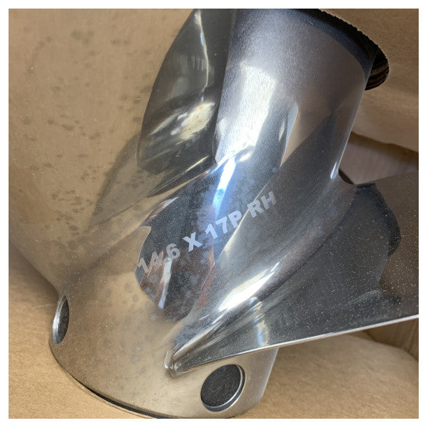 4-лопатевий гребний гвинт з нержавіючої сталі Mercury Revolution 14.6 x 17P CR