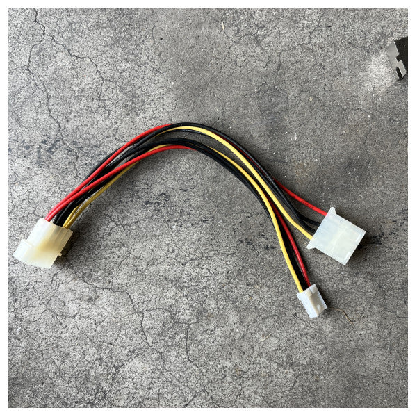 Sweex Internal 4-Port USB 2.0 Hub for Reliable USB Expansion in Marine and Electronic Systems