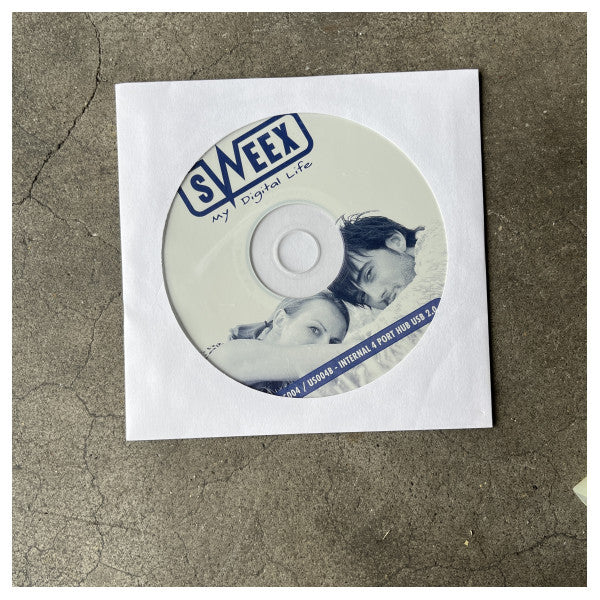 Sweex Internal 4-Port USB 2.0 Hub for Reliable USB Expansion in Marine and Electronic Systems