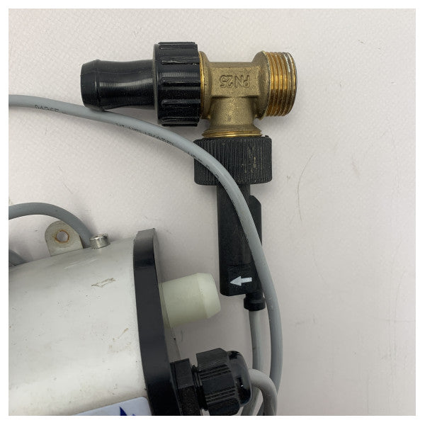 Użat Pompa tal-Ilma Ħelu tal-Baħar Thust Instant 12 | 24V - VKX15M2WIMAE01