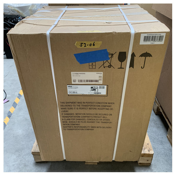 アイソサーム・クルーズ C130 ドリンク 130L ステンレス製コンプレッサー冷蔵庫 12/24V