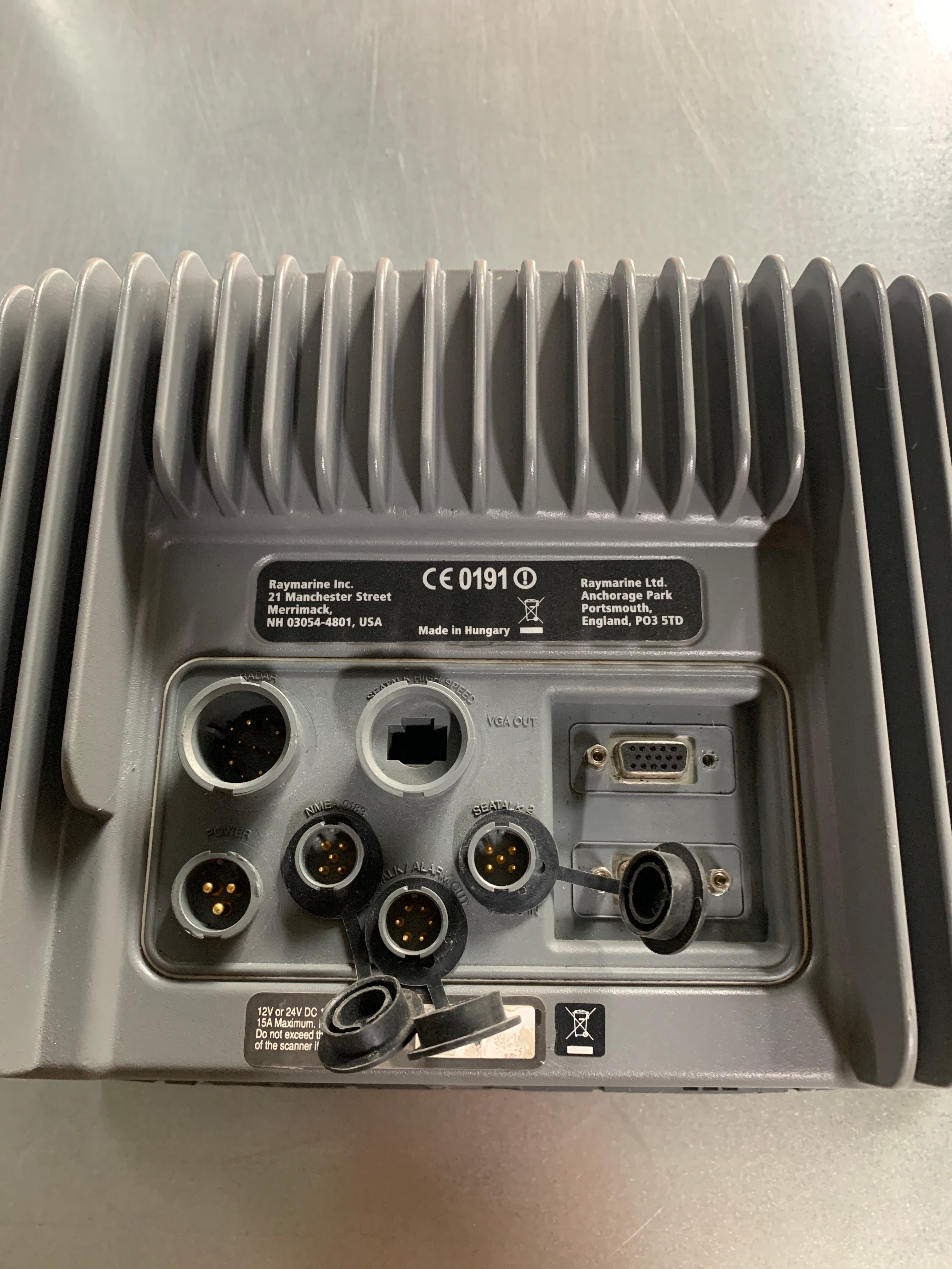 Багатофункціональний картплоттер Raymarine E80 сірий робота невідома - E02011