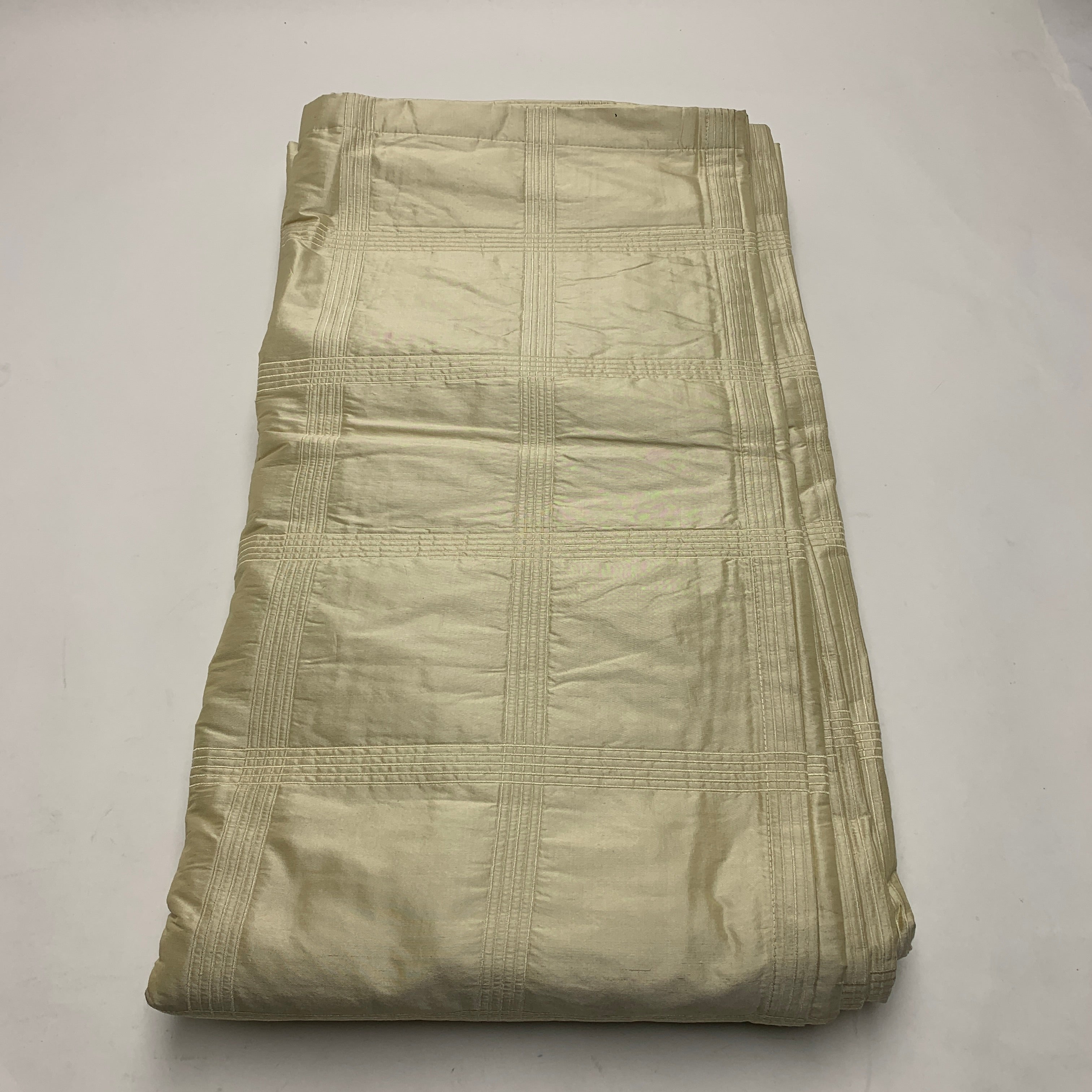 Zuzu Tete 229828 çift kişilik yatak örtüsü zarif doku açık bej