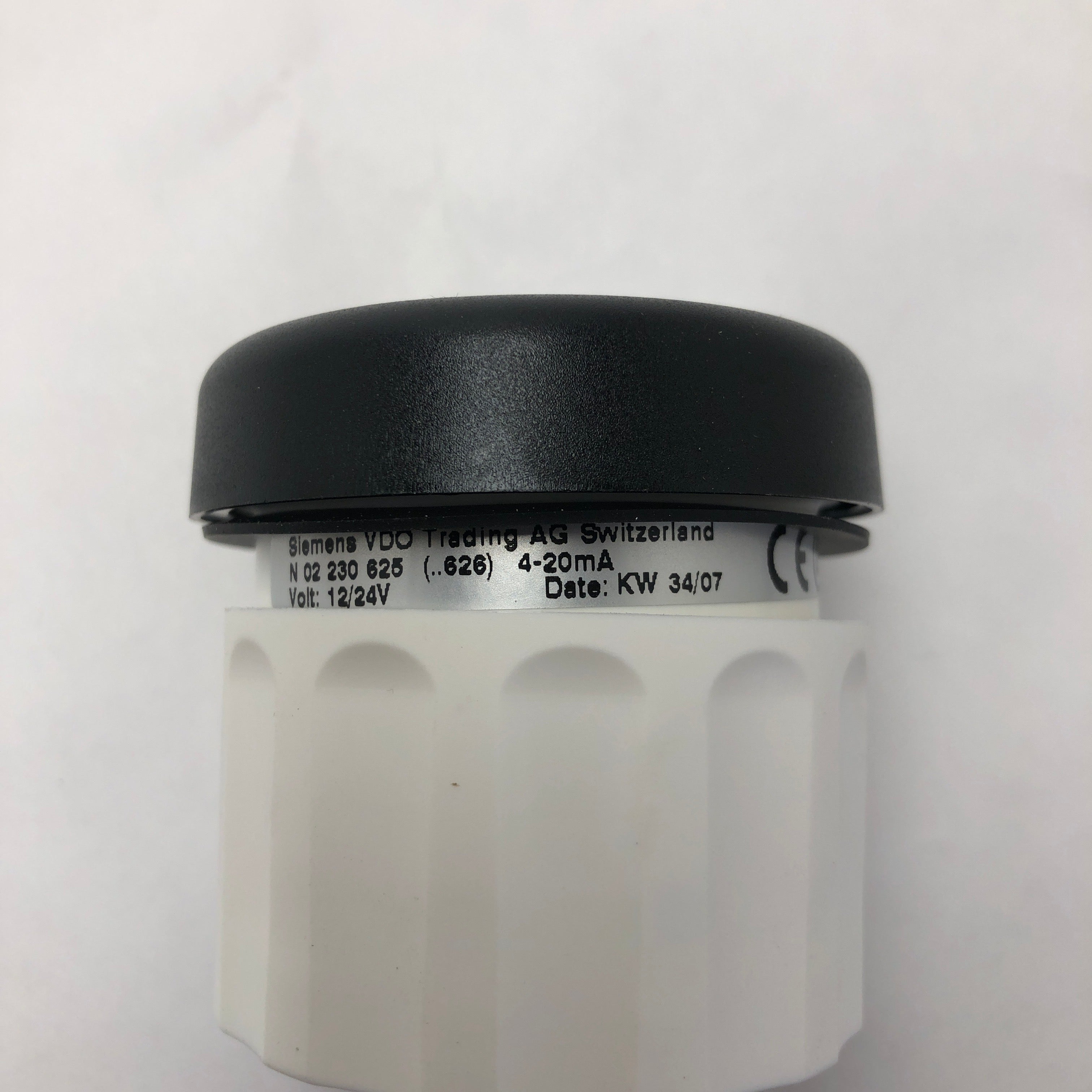 VDO Ocean Line Waste Water Guage Black 12V - N02230626