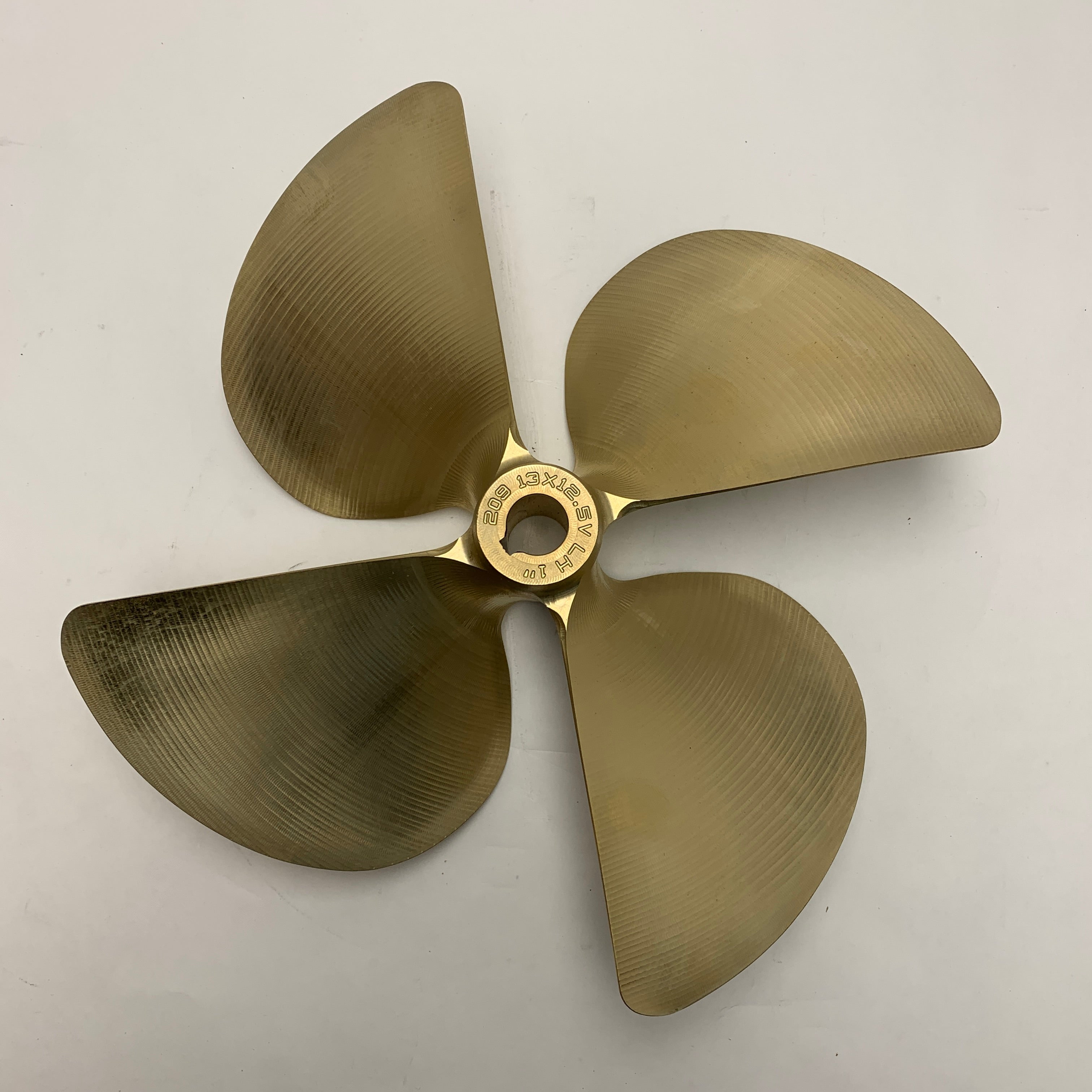 Acme 209 13 x 12,5 4-łopatowe brązowe śmigło do nart wodnych i wakeboardu