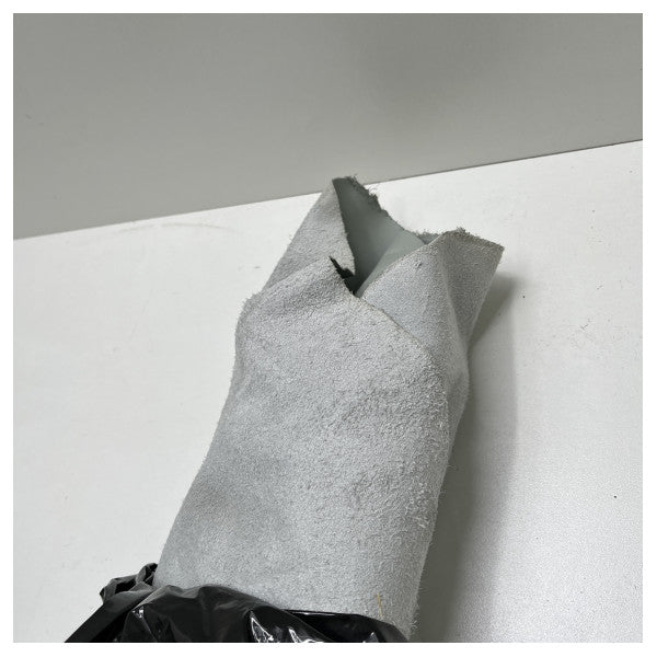 Roll 163 ghiaccio кожа светло синьо 7.95m