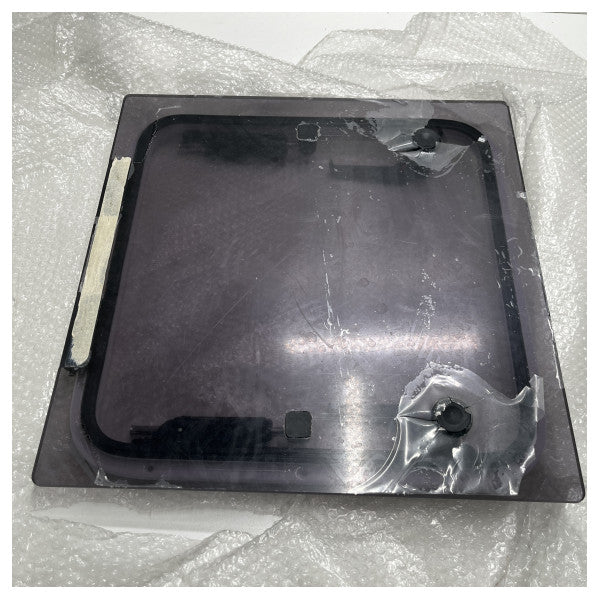 Lewmar flush 3G storlek 44 512 x 512 mm öppningsbar lucka - 39444958GD