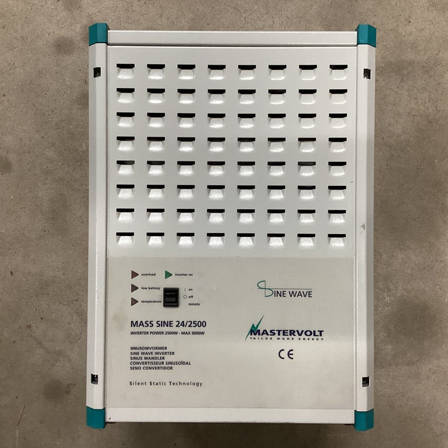 Mastervolt Mass Sine 24V/2500W инвертор с чиста синусоидална вълна