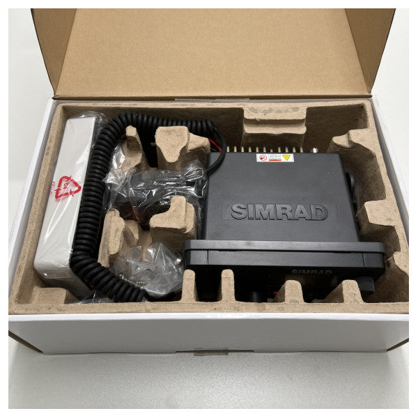 Simrad RS35 DSC VHF VHF-radio med AIS-modtager - 000-10790-001