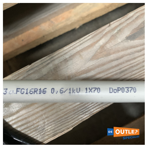 Ролка TT Cables 70 mm2 кабел за акумулаторни батерии бял 149 метра - FG16R16-70